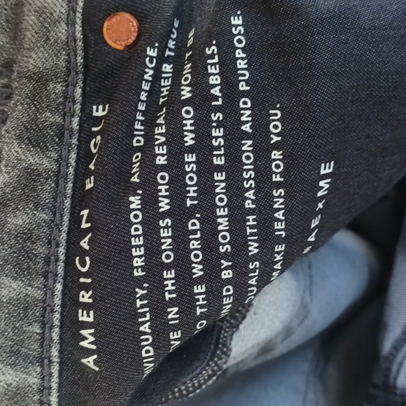 American Eagle women's gray distressed jeans size 30 x 32 - Picture 10 of 13